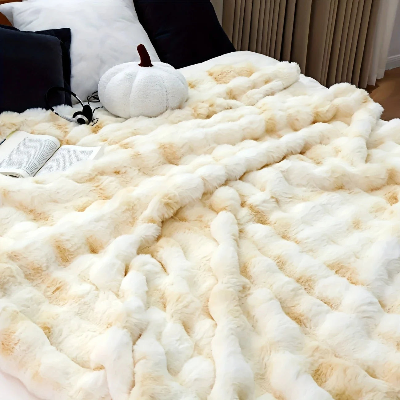 1pc Cozy Faux Rabbit Fleece Blanket | Throw for Bedroom, Guest Room, Living Room, Student Dormito
