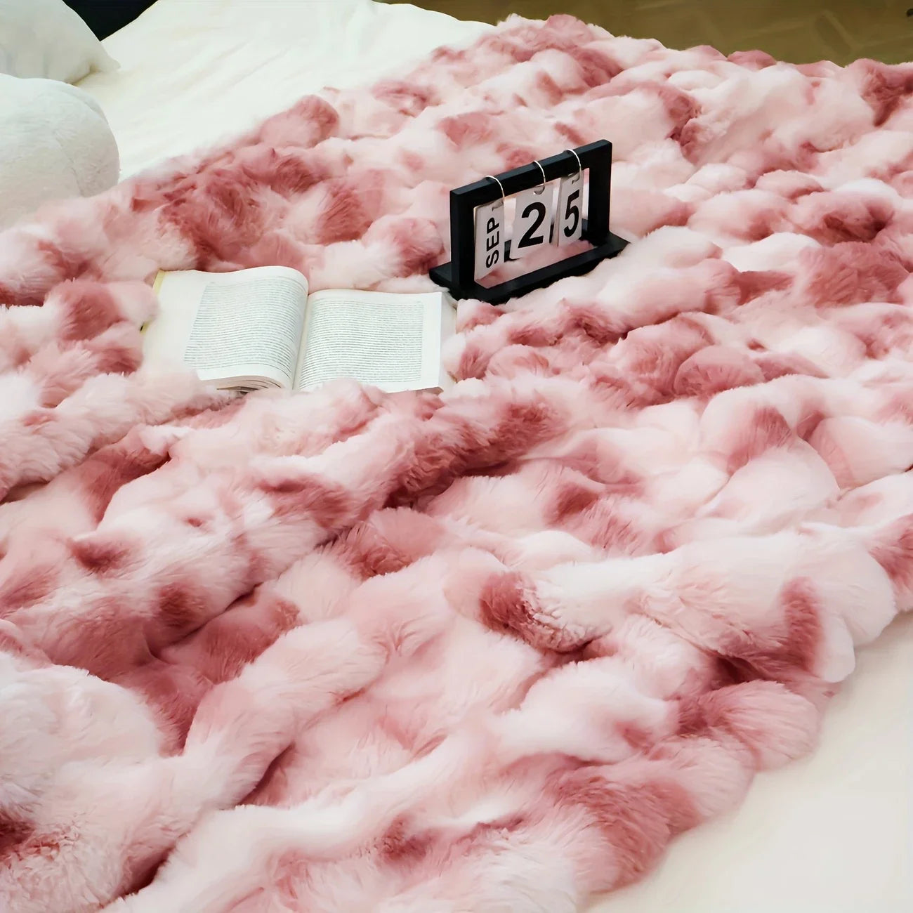 1pc Cozy Faux Rabbit Fleece Blanket | Throw for Bedroom, Guest Room, Living Room, Student Dormito